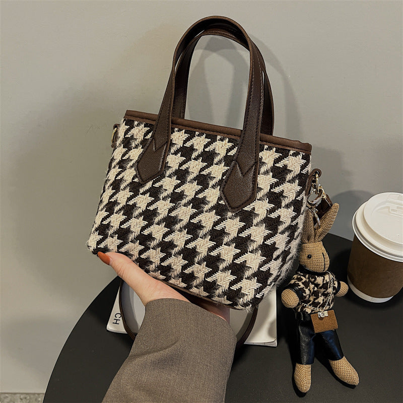 Houndstooth Portable Bag