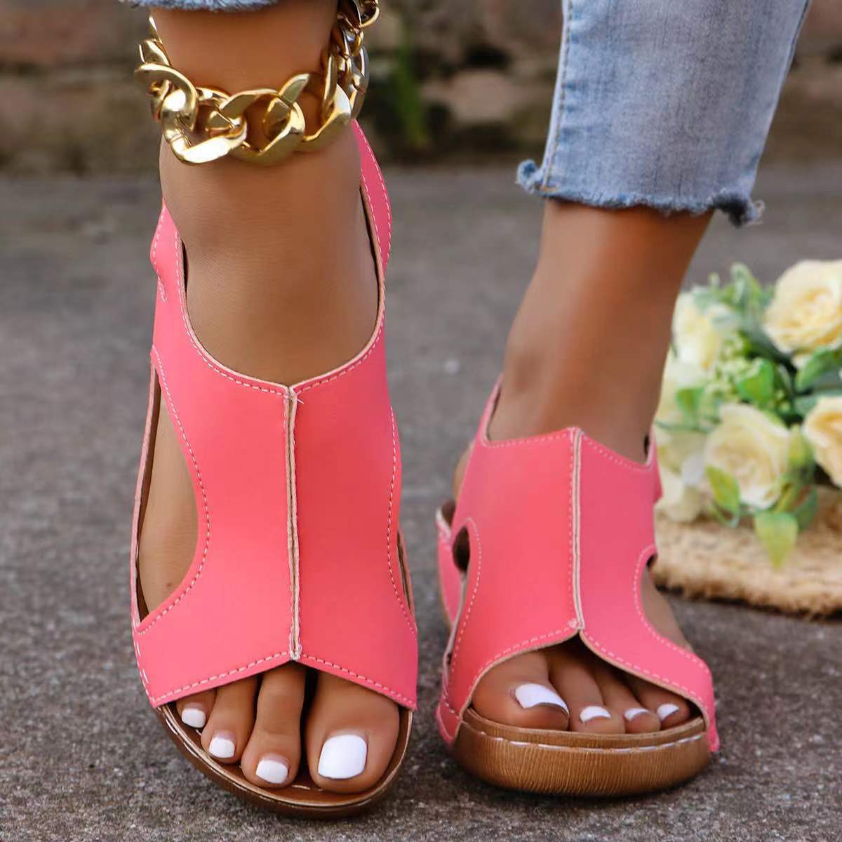 Sandals With Elastic Band