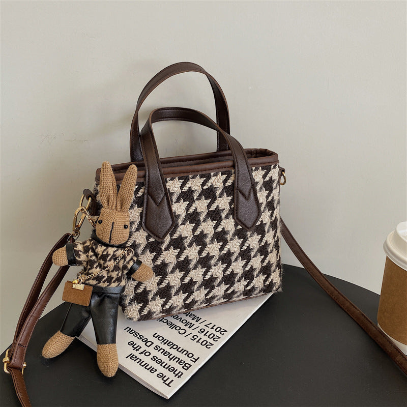 Houndstooth Portable Bag